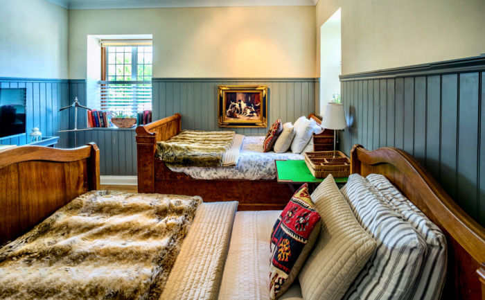 Courtyard Apartments And Club House Twin Room